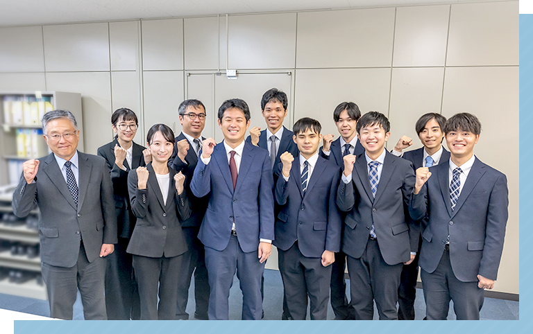 スタッフ集合写真